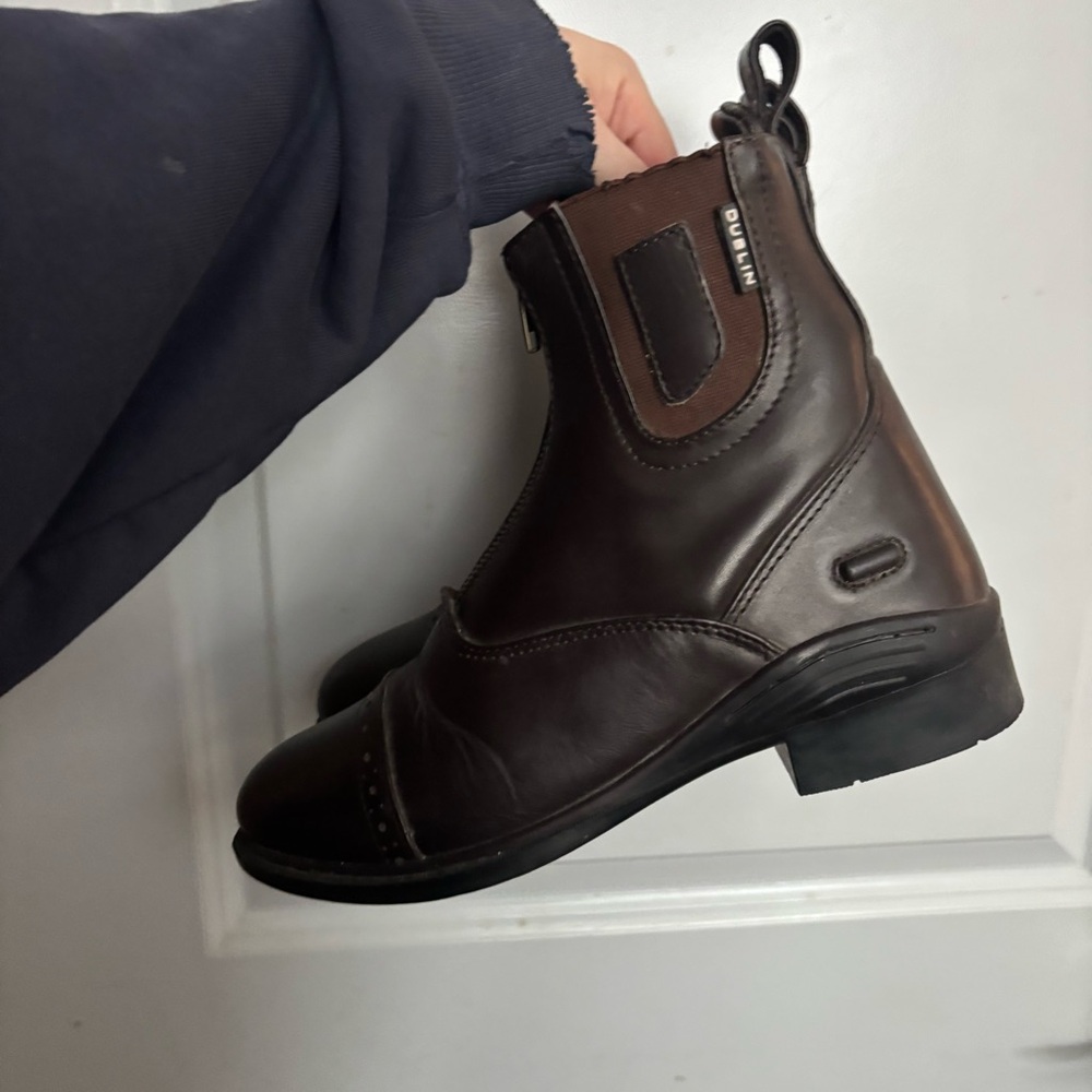Dublin Women’s 8 Brown Leather Evolution Zip Front Paddock Equestrian Boots